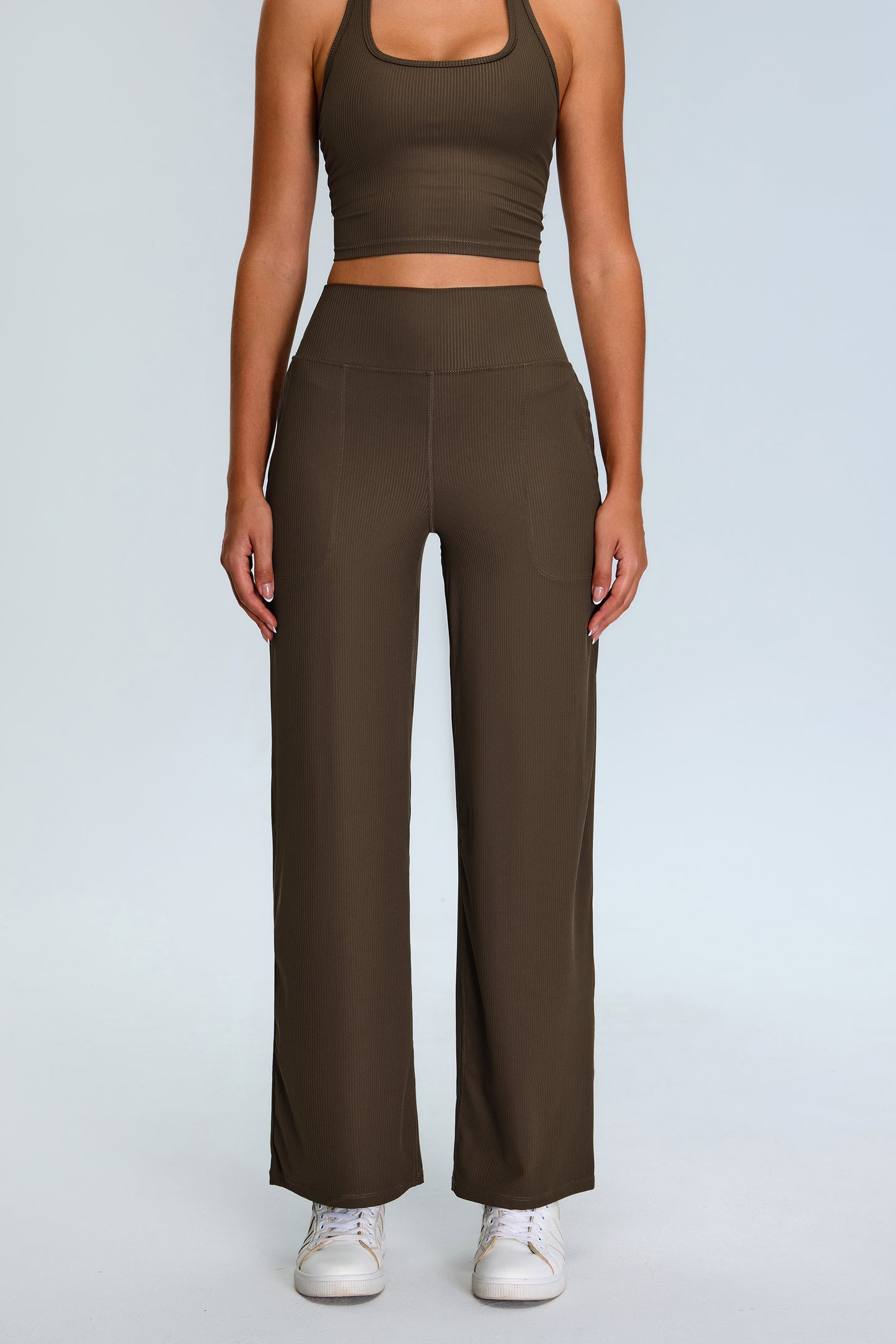 Lino Chocolate Light Trackies