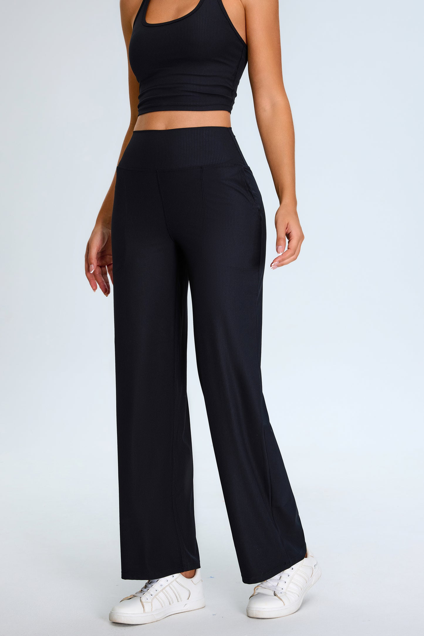 Lino Noir Light Trackies